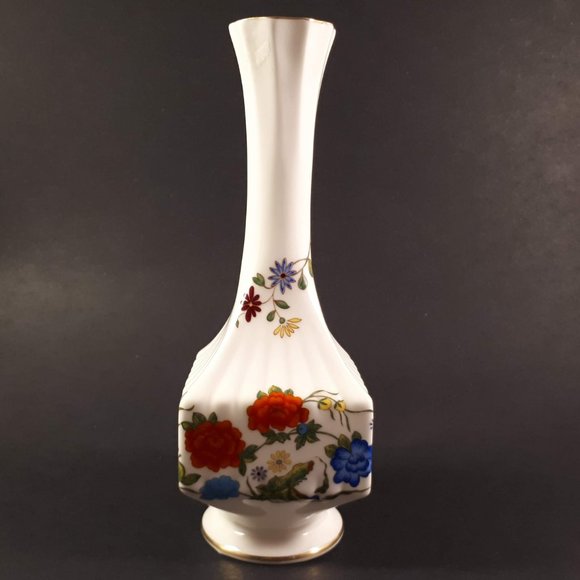 Rare Aynsley bone china floral square bodied bud Vase Famille Rose - Picture 3 of 7